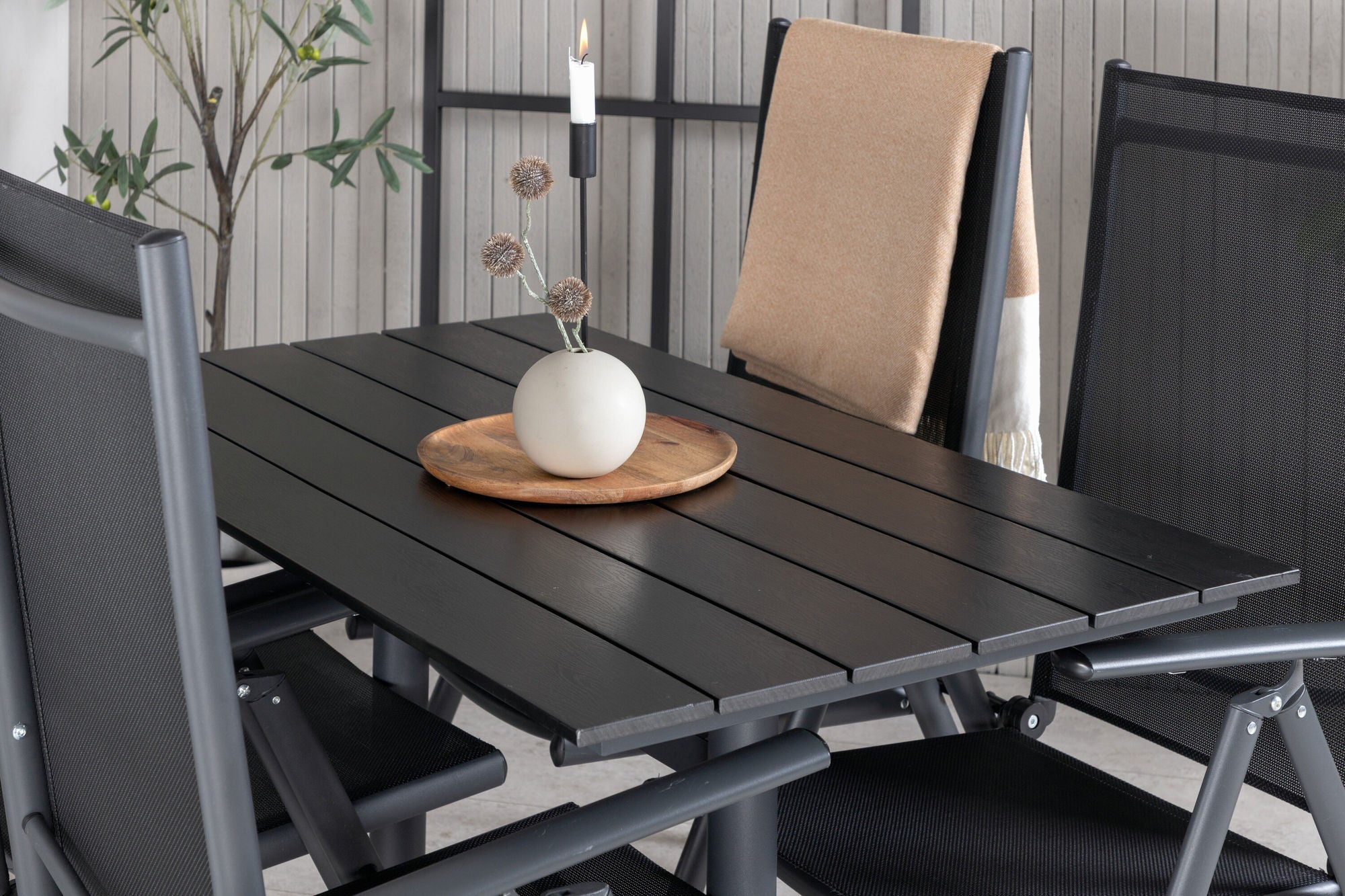 Venture Home - Denver Café Bord 120*70 - Svart Alu / Svart Aintwood + Break 5:pos Stol - Svart Alu / Svart Textilene