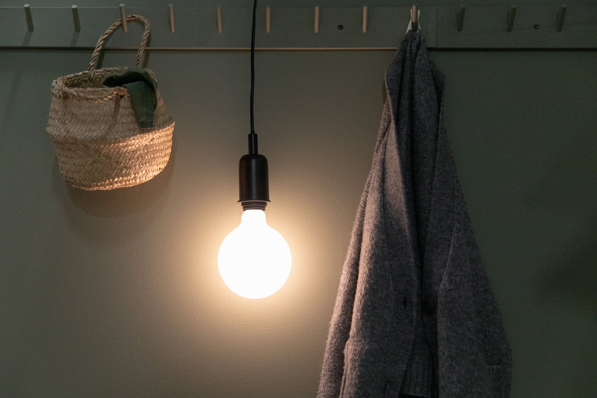 Venture Home Hang -Pendant - Svart Taklampa För Hemmet