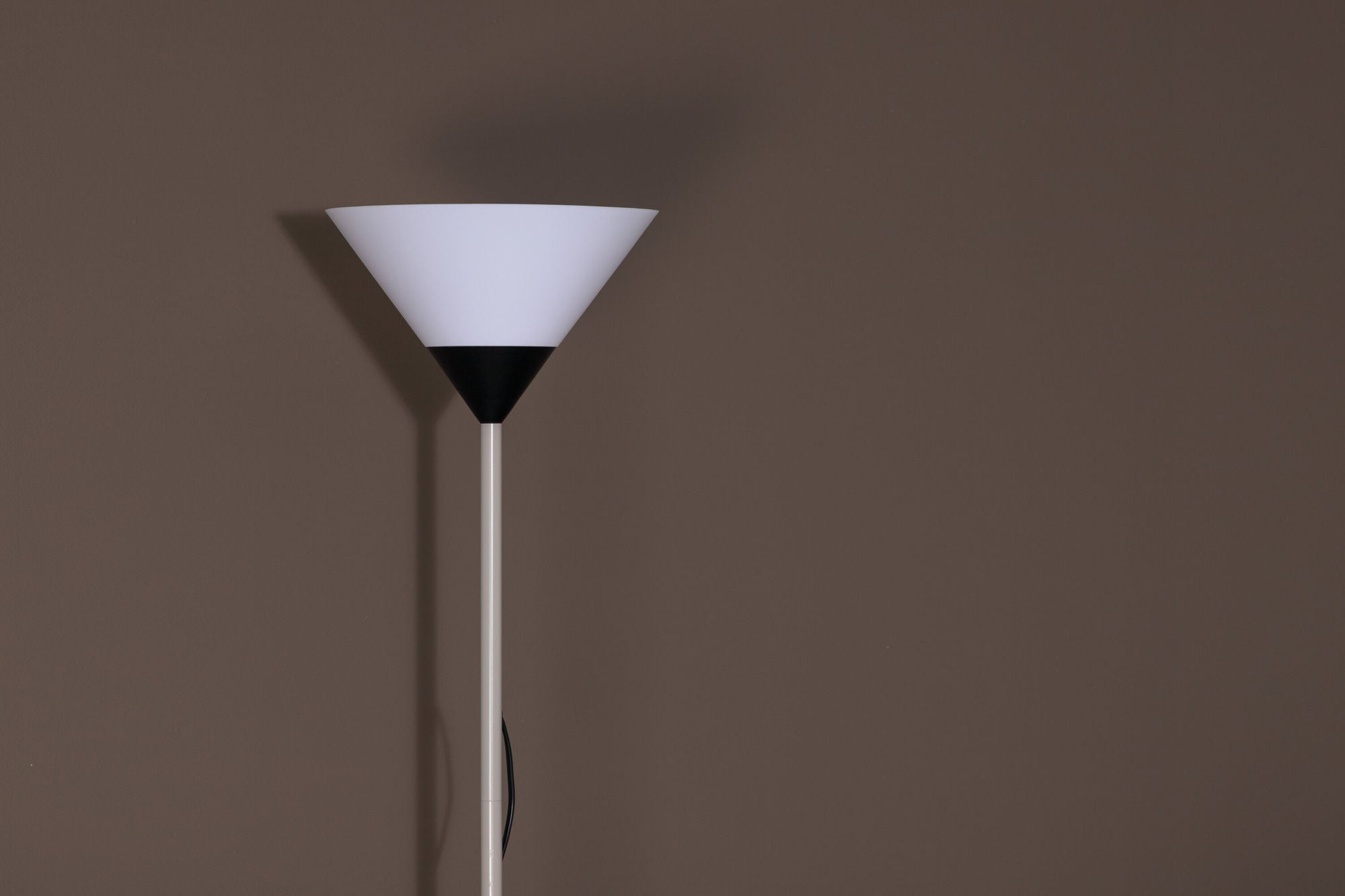 Venture Home - Batang Golvlampa - Beige/Vit Design