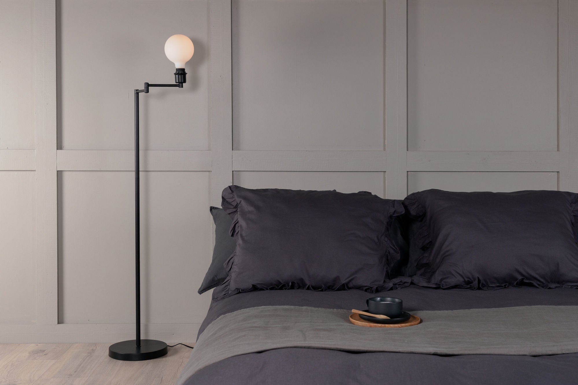 Venture Home Virro -Golvlampa - Svart - Modern Belysning