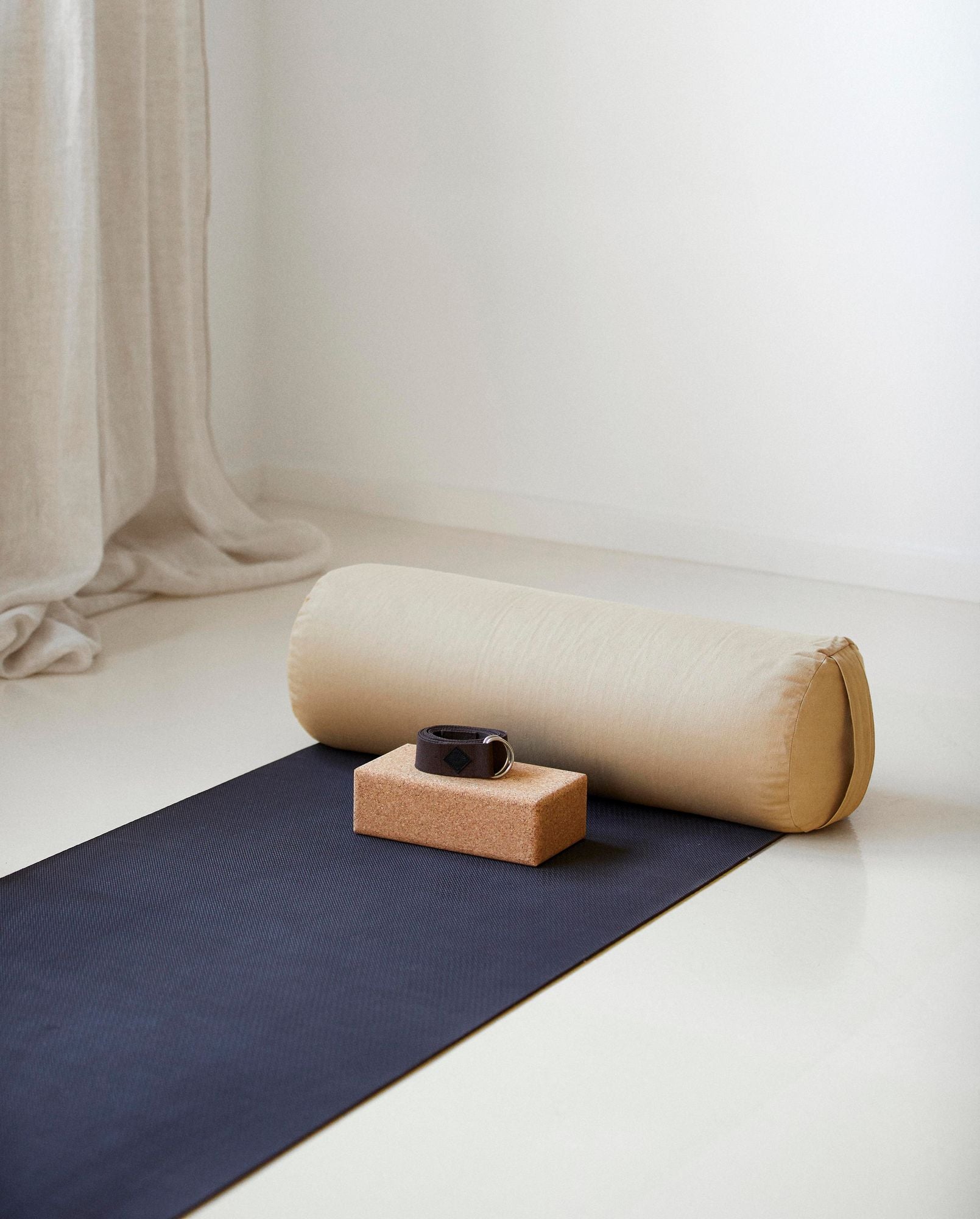 Nordal A/S Stort Rundt Yogabolster i Beige